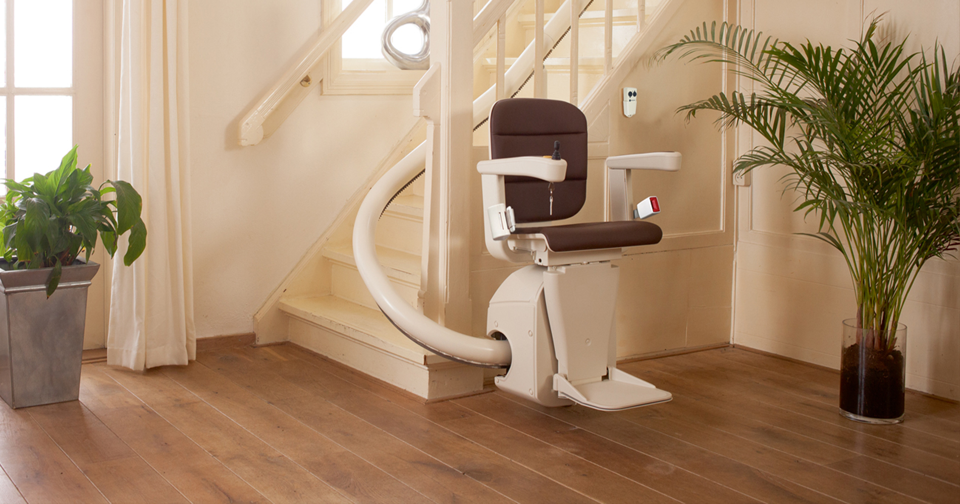 Middlewich New Curved Stairlifts Experts